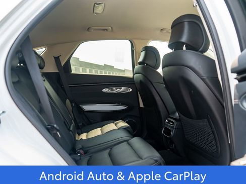 Used 2025 Genesis GV70 2.5T image 14