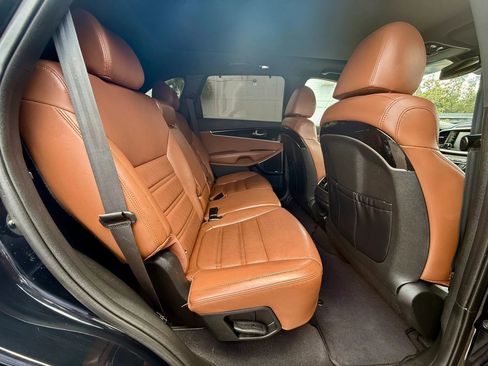 Used 2019 Kia Sorento SX AWD/4WD image 14