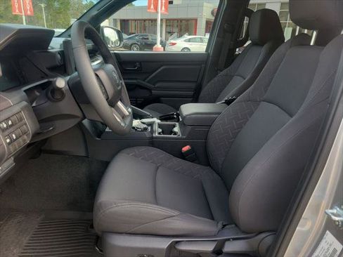 Certified 2025 Toyota Tacoma SR5 image 15