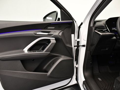 Certified 2025 Audi Q5 Premium Plus w/ Premium Plus image 31