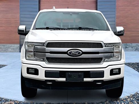 Used 2018 Ford F150 Platinum w/ Equipment Group 701A Luxury image 3