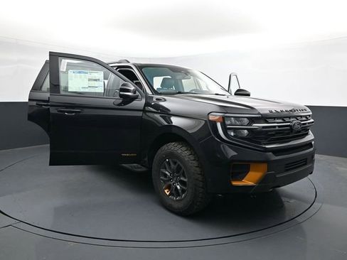 Used 2025 Ford Expedition Tremor image 48