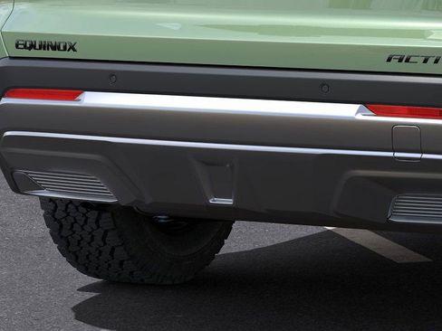 New 2025 Chevrolet Equinox ACTIV w/ Safety and Technology Package image 14