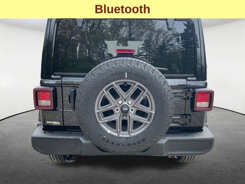 Used 2025 Jeep Wrangler Unlimited Sport AWD/4WD image 10