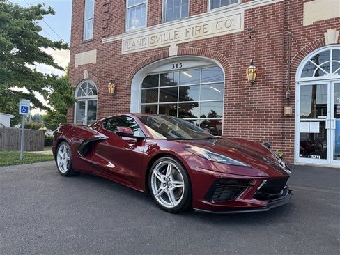Used 2020 Chevrolet Corvette Stingray Preferred Cpe w/ 2LT Preferred Equipment Group RWD image 2