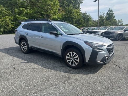 Certified 2025 Subaru Outback Premium AWD/4WD image 8