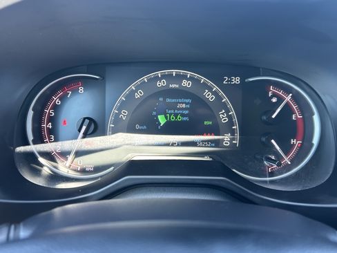 Certified 2024 Toyota RAV4 XLE FWD image 27