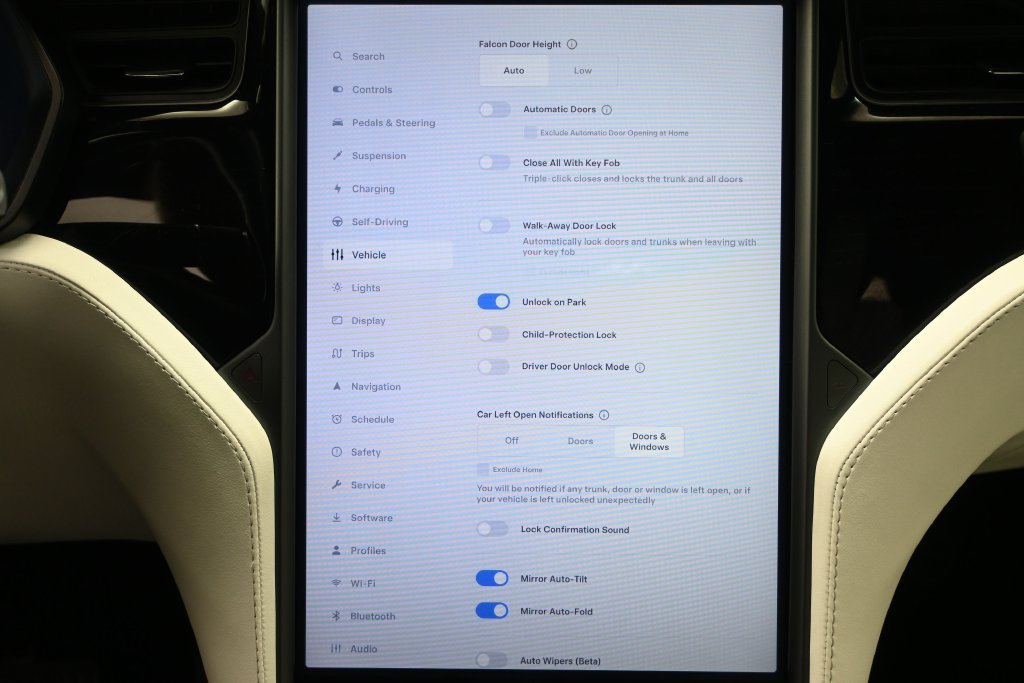 Used 2020 Tesla Model X Long Range AWD/4WD image 19