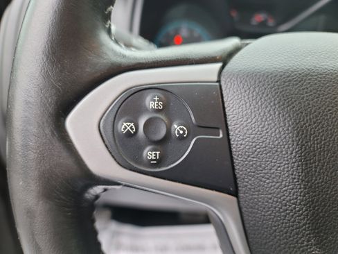 Used 2015 Chevrolet Colorado LT image 14