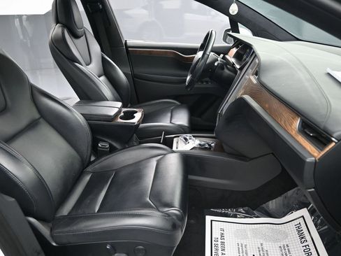 Used 2019 Tesla Model X 100D image 36