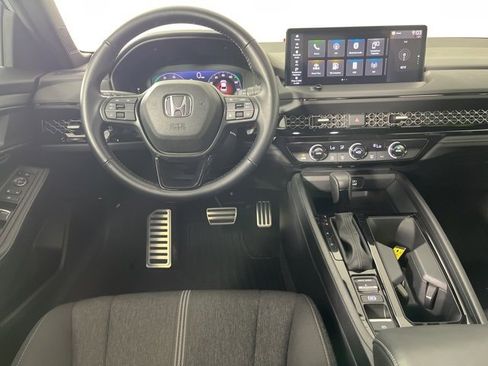 Used 2024 Honda Accord Sport image 7