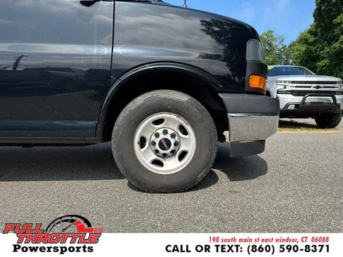 Used 2019 GMC Savana 2500 w/ Chrome Appearance Package RWD image 29