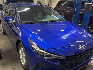 Used 2023 Hyundai Elantra SE video 1