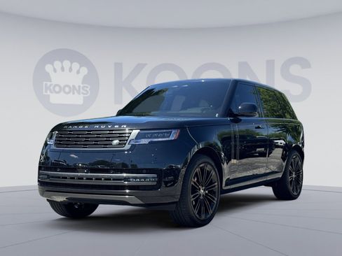 Used 2025 Land Rover Range Rover SE AWD/4WD image 1