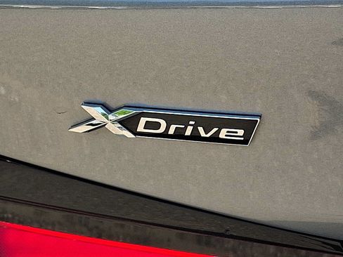 Used 2023 BMW 530e xDrive w/ Premium Package AWD/4WD image 30
