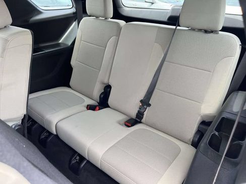 Certified 2023 Chevrolet Traverse LS w/ Safety Package FWD image 13