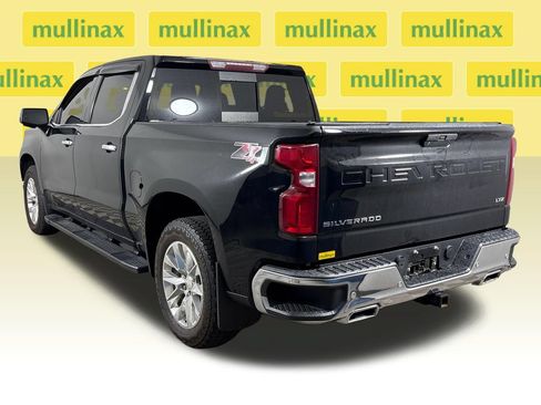 Used 2020 Chevrolet Silverado 1500 LTZ AWD/4WD image 8