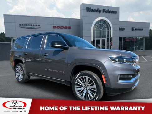 New 2024 Jeep Grand Wagoneer Series III AWD/4WD image 1
