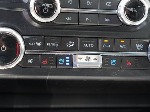 Used 2024 Ford F250 Lariat w/ Chrome Package AWD/4WD image 36