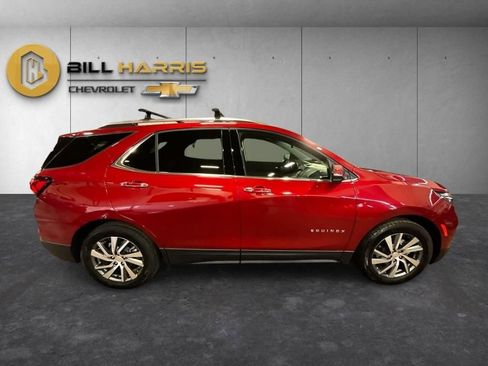 Used 2024 Chevrolet Equinox Premier FWD image 9