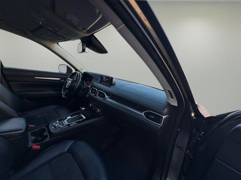 Used 2017 MAZDA CX-5 Touring w/ I-ACTIVSENSE Package image 18