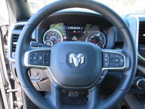 New 2026 RAM 1500 Express AWD/4WD image 21