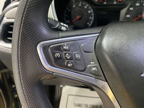 Used 2022 Chevrolet Equinox LS image 11