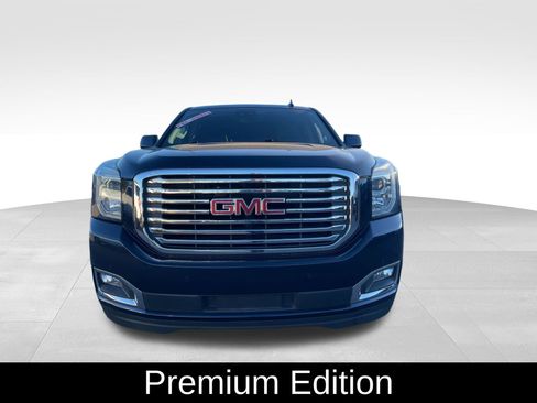 Used 2018 GMC Yukon SLT w/ Premium Edition image 2