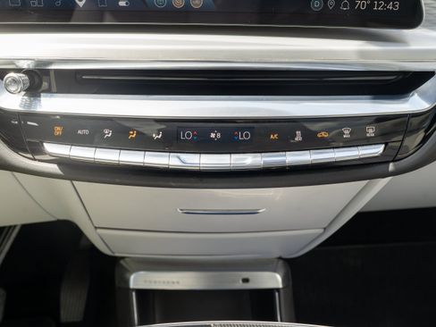 Used 2024 Cadillac Lyriq Luxury RWD image 37