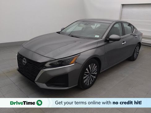 Used 2023 Nissan Altima 2.5 SV image 1