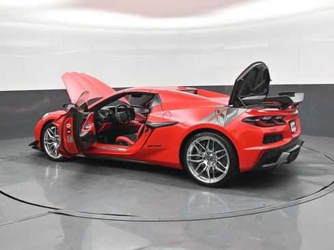 Used 2024 Chevrolet Corvette Z06 w/ Z07 Performance Package image 48