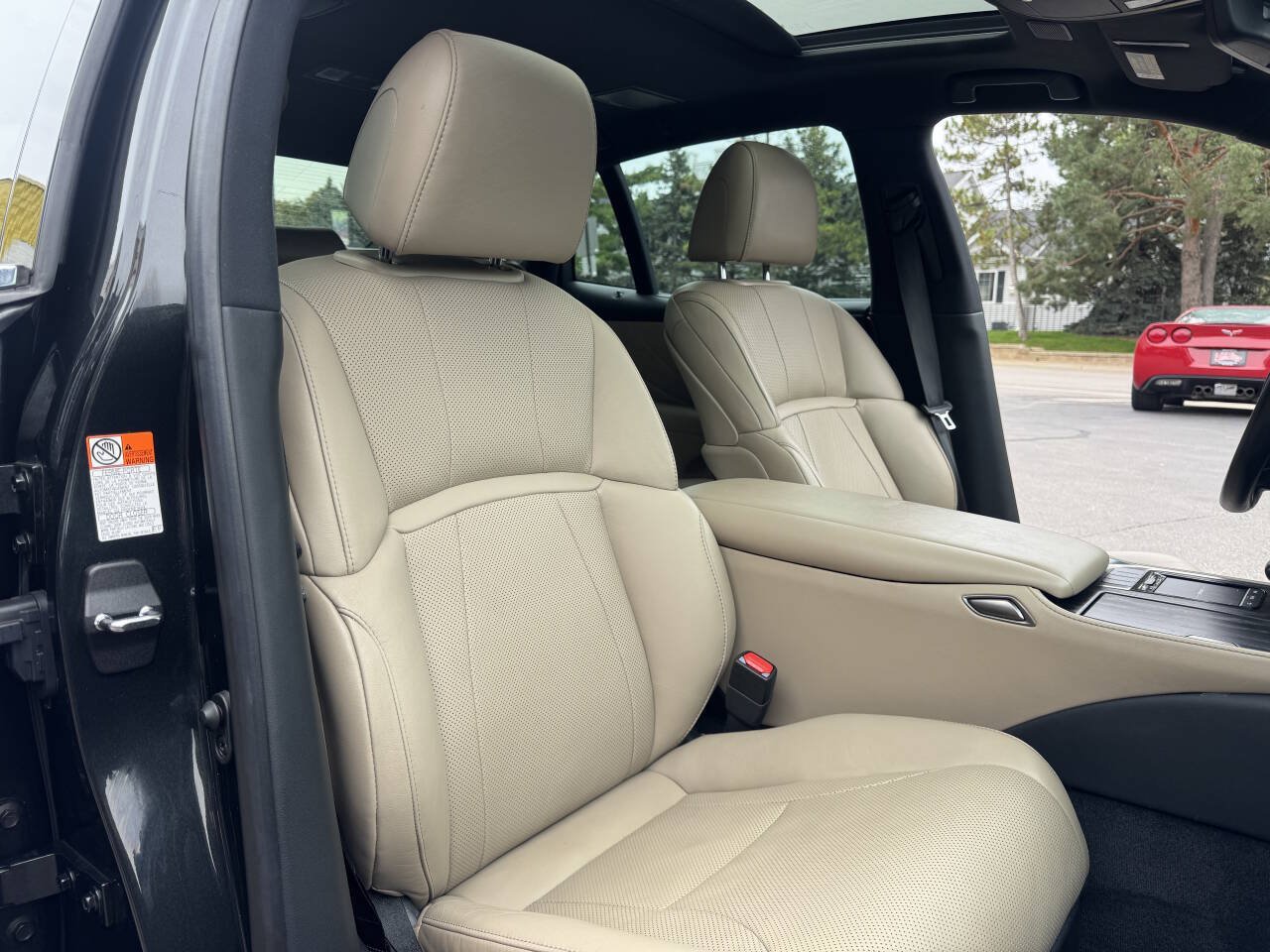 Used 2021 Lexus LS 500 AWD w/ Accessory Package (Z1) image 27