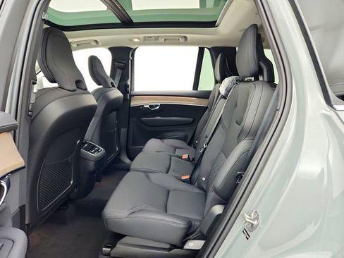 New 2026 Volvo XC90 B6 Plus w/ Protection Package Premier AWD/4WD image 24