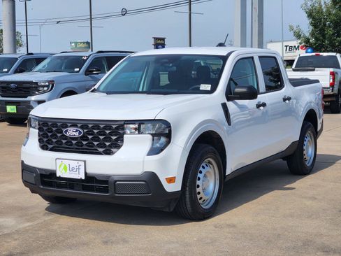 Used 2025 Ford Maverick XL FWD image 4