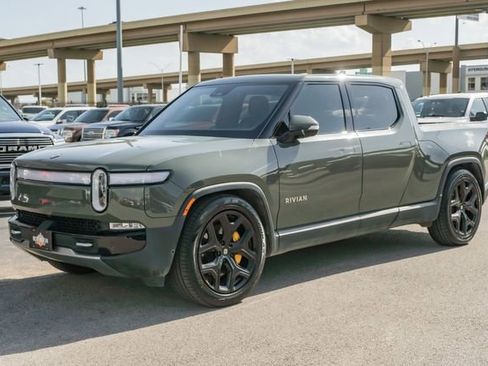 Used 2022 Rivian R1T Launch Edition image 6