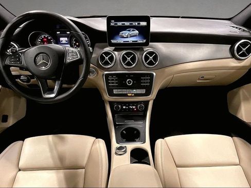 Used 2018 Mercedes-Benz CLA 250 4MATIC image 7