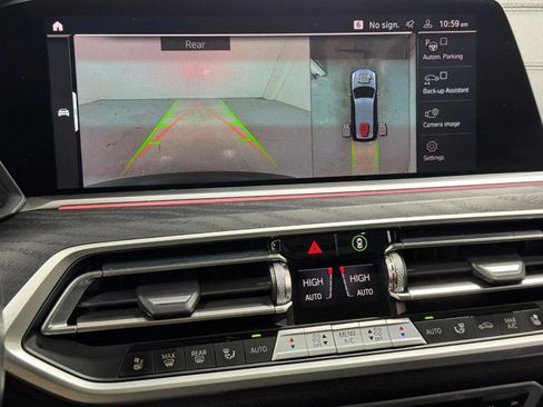 Used 2022 BMW X7 xDrive40i image 35