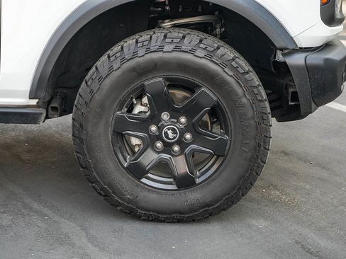 Used 2024 Ford Bronco Black Diamond AWD/4WD image 10