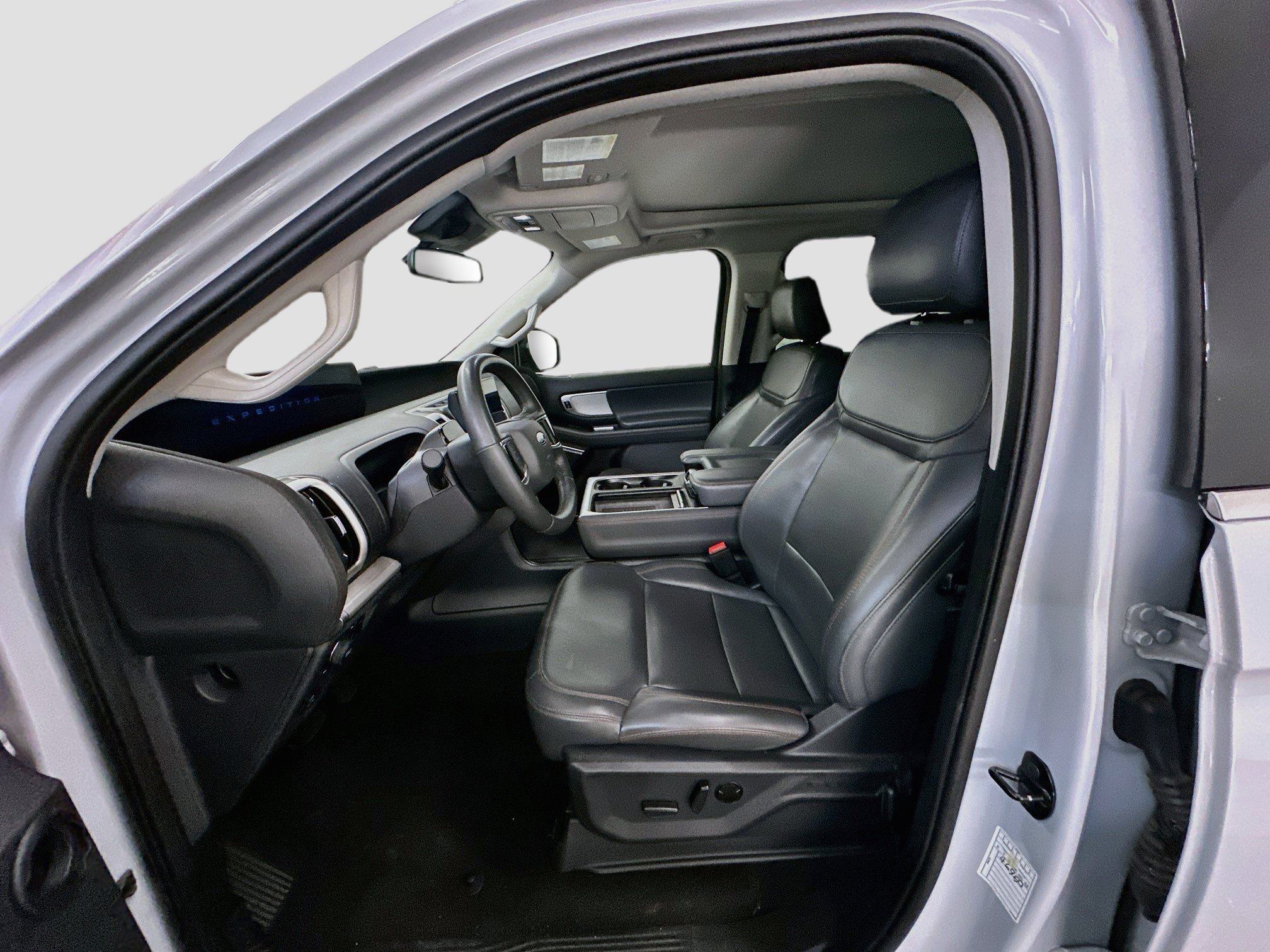 Used 2025 Ford Expedition Max Active AWD/4WD image 13