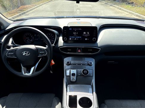 Used 2023 Hyundai Santa Fe SE image 4