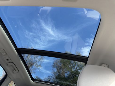 Certified 2023 Volvo XC60 B5 Plus image 28