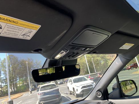 Used 2022 Honda Pilot Black Edition image 30