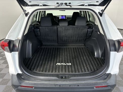 Used 2023 Toyota RAV4 LE image 29