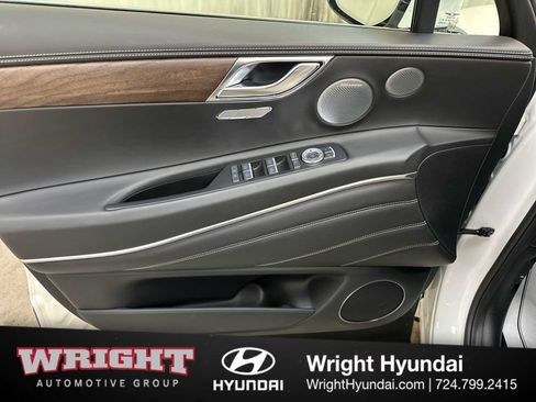 Used 2025 Genesis GV80 2.5T Prestige image 9