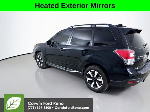 Used 2017 Subaru Forester 2.5i Premium image 5