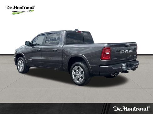 New 2026 RAM 1500 4x4 Crew Cab image 7