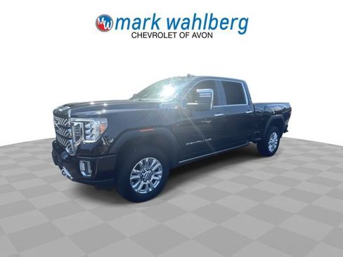 Certified 2022 GMC Sierra 2500 Denali w/ Denali Ultimate Package AWD/4WD image 4