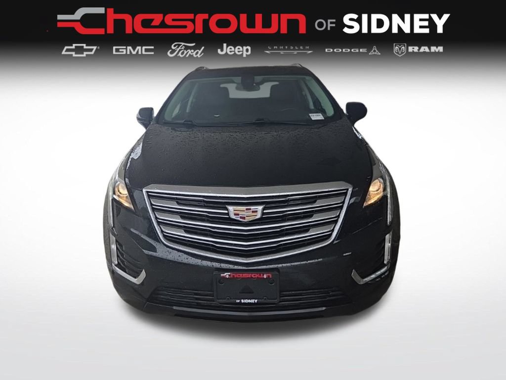 Used 2017 Cadillac XT5 Luxury w/ Driver Awareness Package FWD image 2