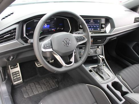 Certified 2024 Volkswagen Jetta Sport FWD image 8