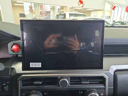 New 2026 Toyota 4Runner TRD Off-Road Premium image 14